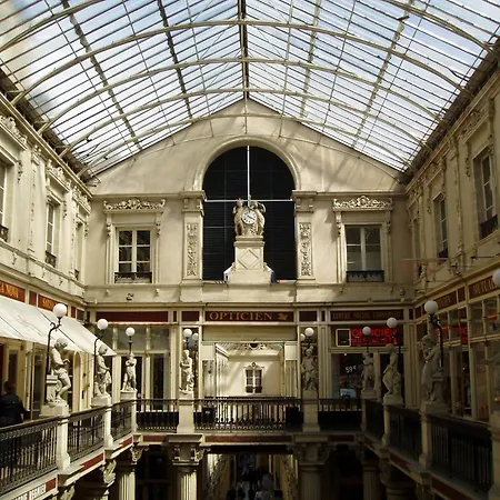 Sejours & Affaires Ducs De Bretagne 3* Nantes