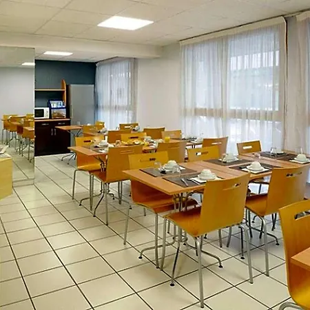 Sejours & Affaires Ducs De Bretagne 3*