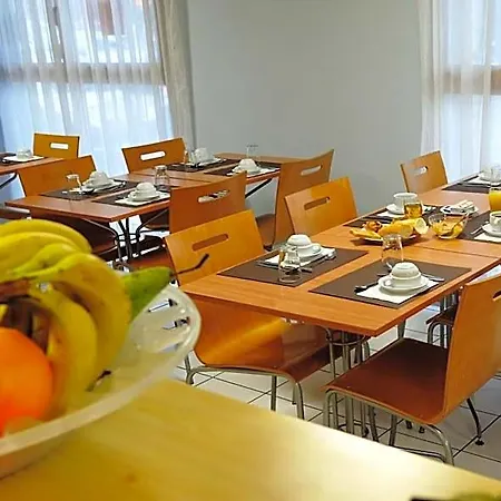 Ξενοδοχείο με διαμερίσματα Sejours & Affaires Ducs De Bretagne Ναντ