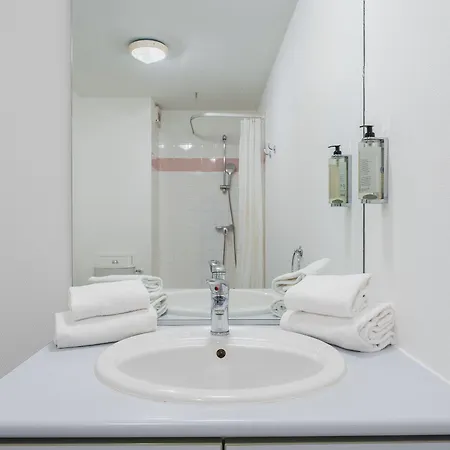 Ξενοδοχείο με διαμερίσματα Sejours & Affaires Ducs De Bretagne 3*