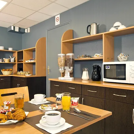Ξενοδοχείο με διαμερίσματα Sejours & Affaires Ducs De Bretagne 3*