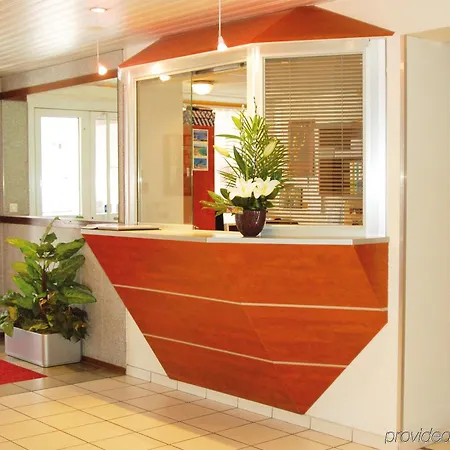Sejours & Affaires Ducs De Bretagne 3* נאנט