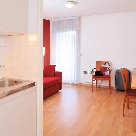 Apartmanhotel Sejours & Affaires Ducs De Bretagne Nantes