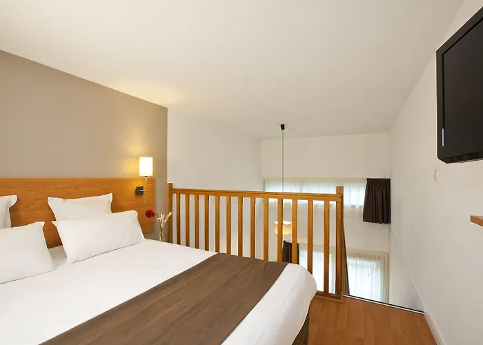 Sejours & Affaires Ducs De Bretagne 3* Nantes